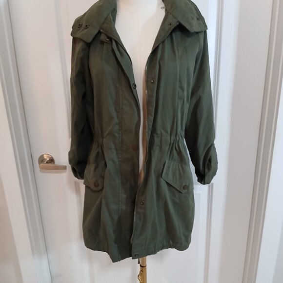 a.n.d Eawy Utility Parka Jacket Women’s Small Green Hidden Hood Drawstring Waist - Picture 2 of 9